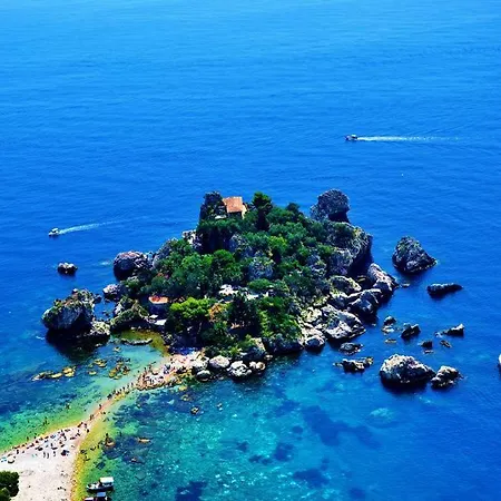 Damahouse Giardini Naxos